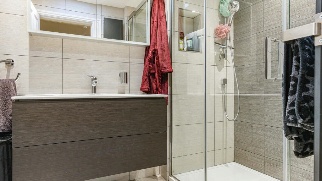 Additional image 21 of Penn Lane, Solihull, B94 5HH