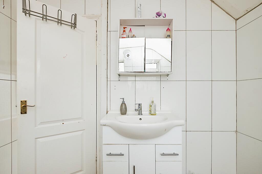 Additional image 8 of St. Margarets Avenue, Birmingham, B8