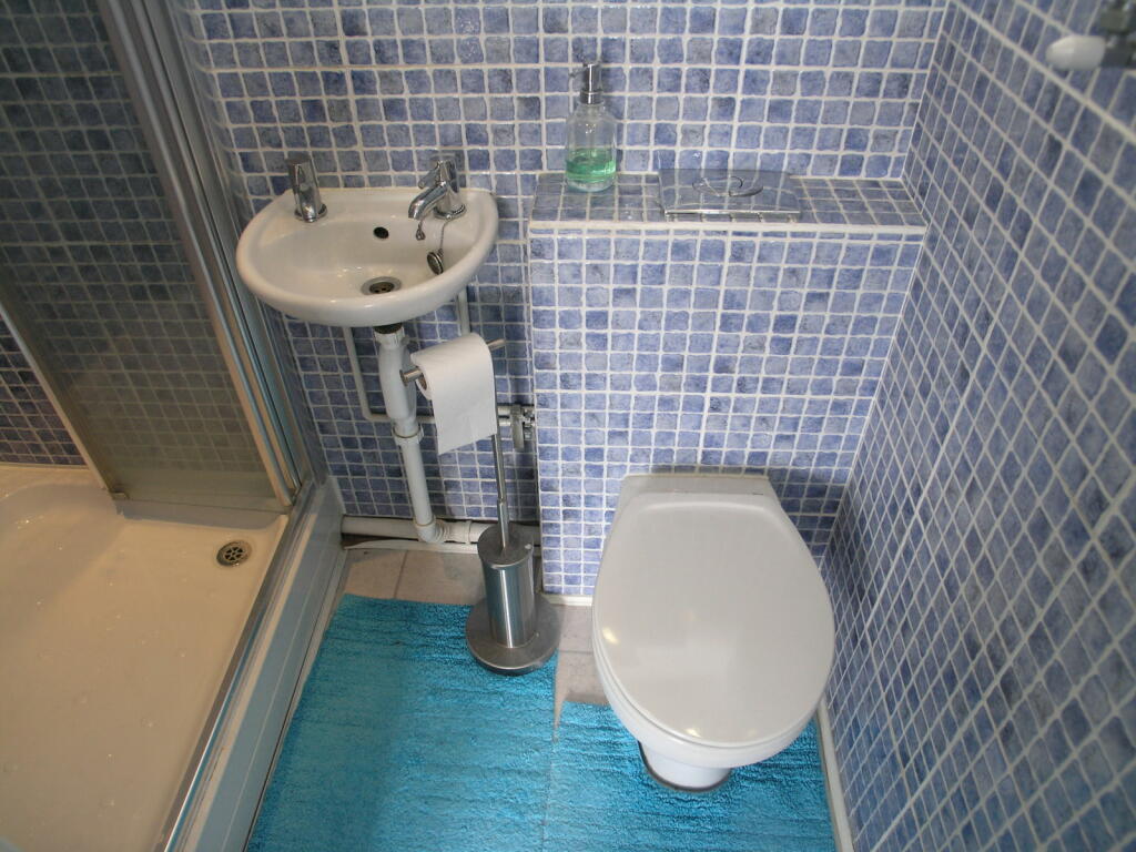 Additional image 9 of CRADLEY HEATH, High Haden Road
