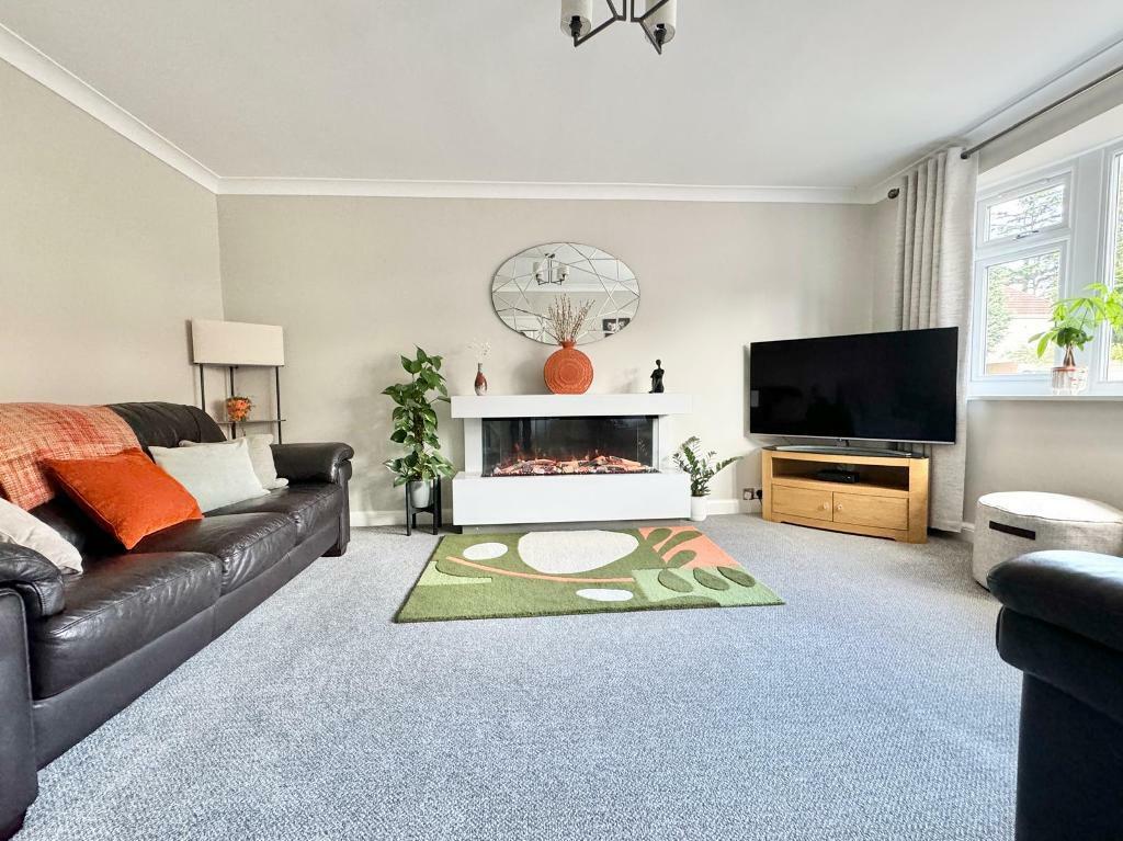 Additional image 5 of Pennyhill Lane, West Bromwich, B71 3RP