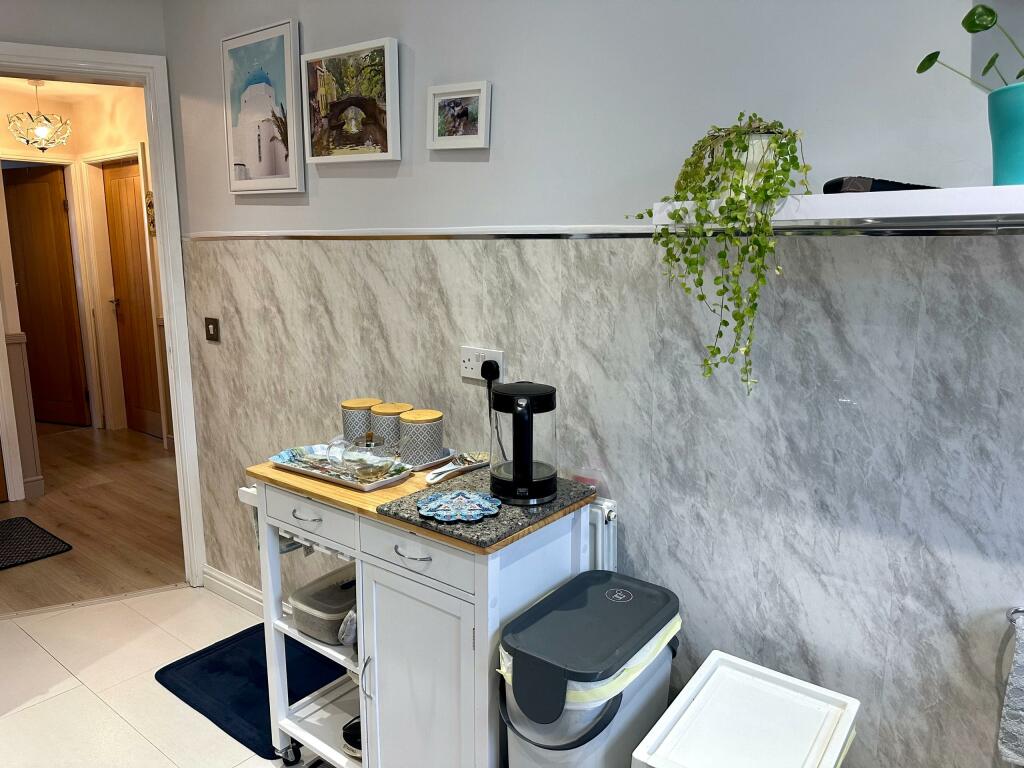 Additional image 8 of Browns Lane, Dordon, B78