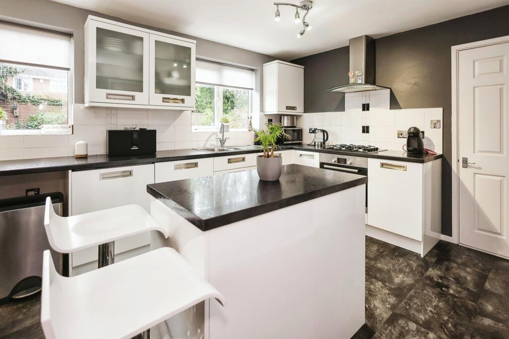 Additional image 3 of Radbourne Drive, HALESOWEN