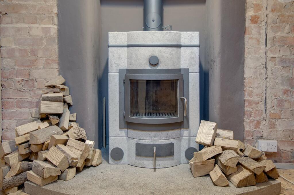 Additional image 9 of The Slough, Warwickshire, B97