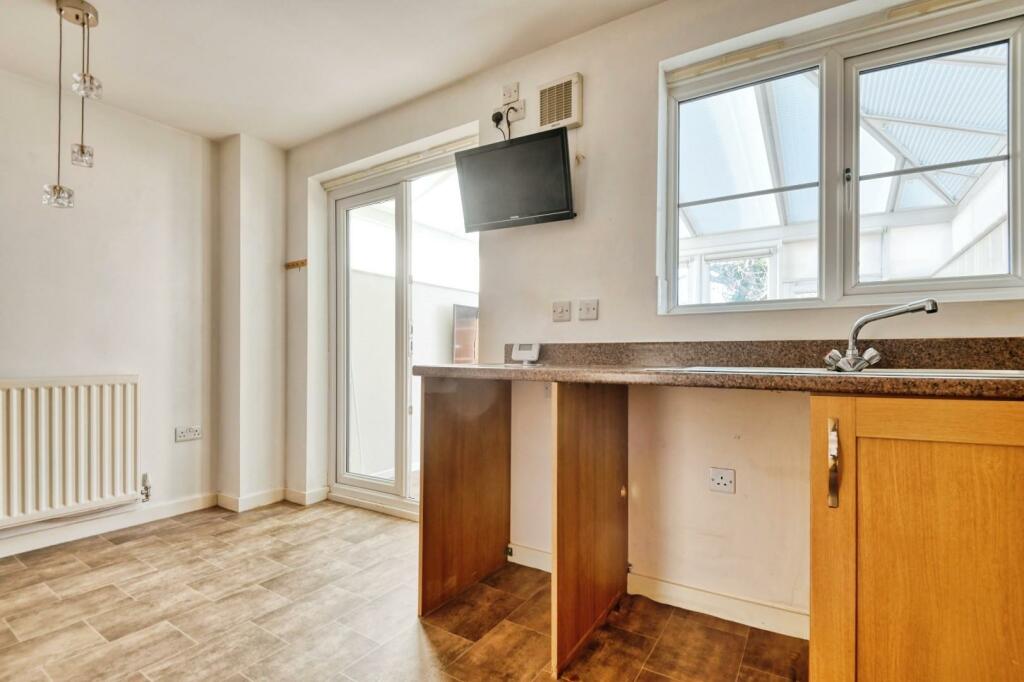 Additional image 9 of Lychgate Close, Glascote, Tamworth, Staffordshire