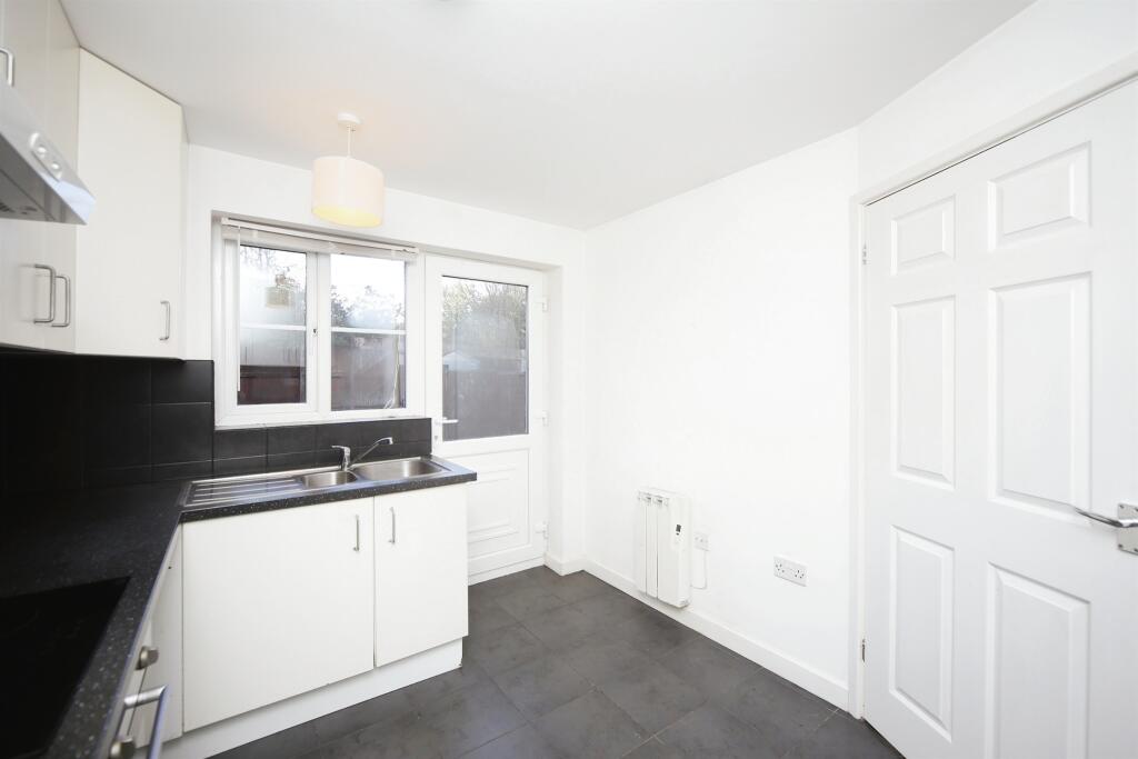 Additional image 14 of High Street, Studley