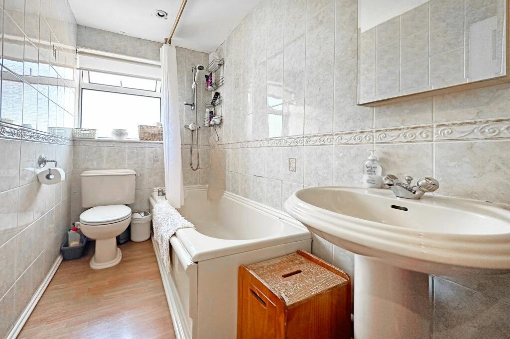 Additional image 7 of Woodrow Crescent, Knowle, B93