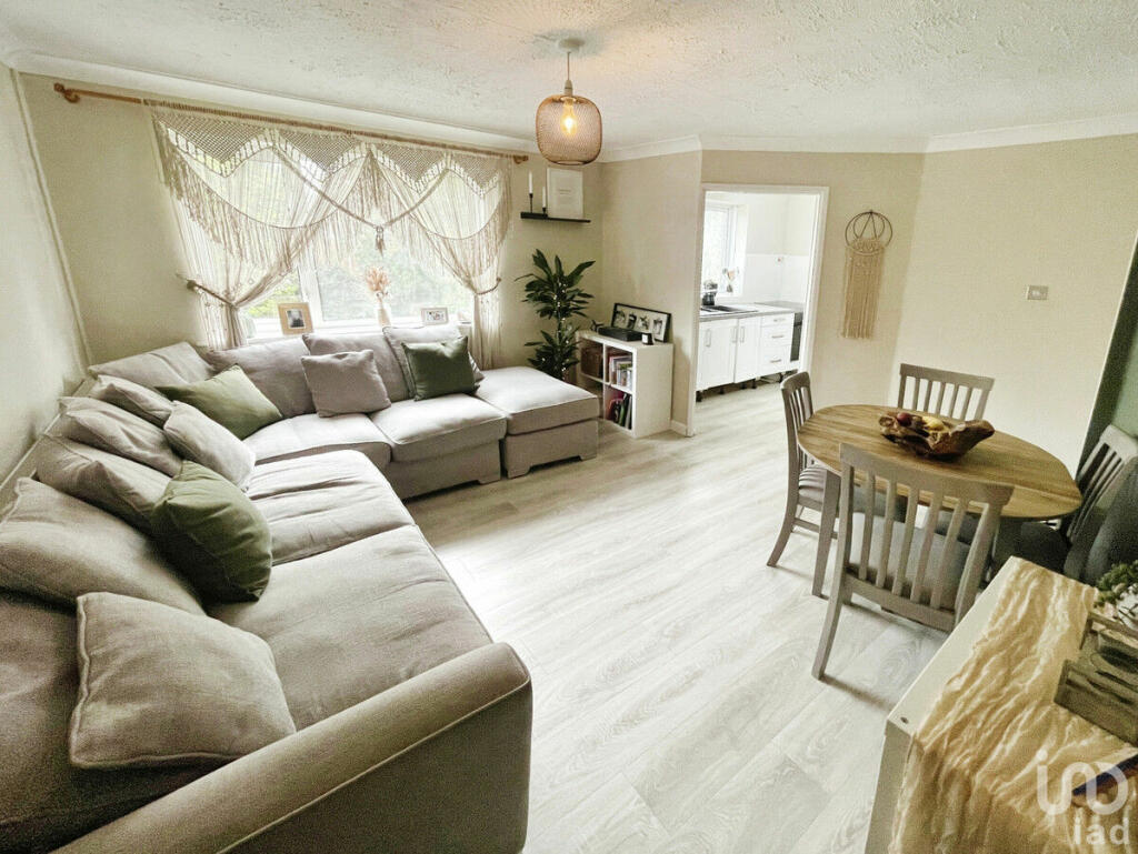 Additional image 4 of Darnel Hurst Road, Sutton Coldfield, B75