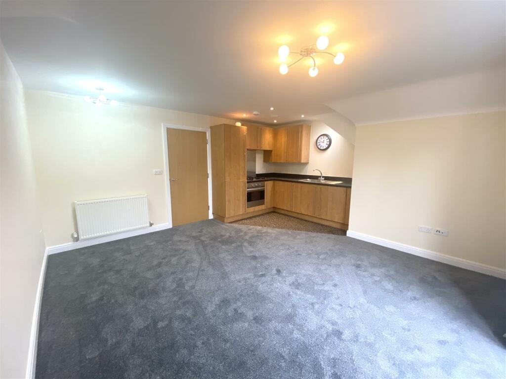 Additional image 4 of Quarry Court, Tamworth, Staffordshire