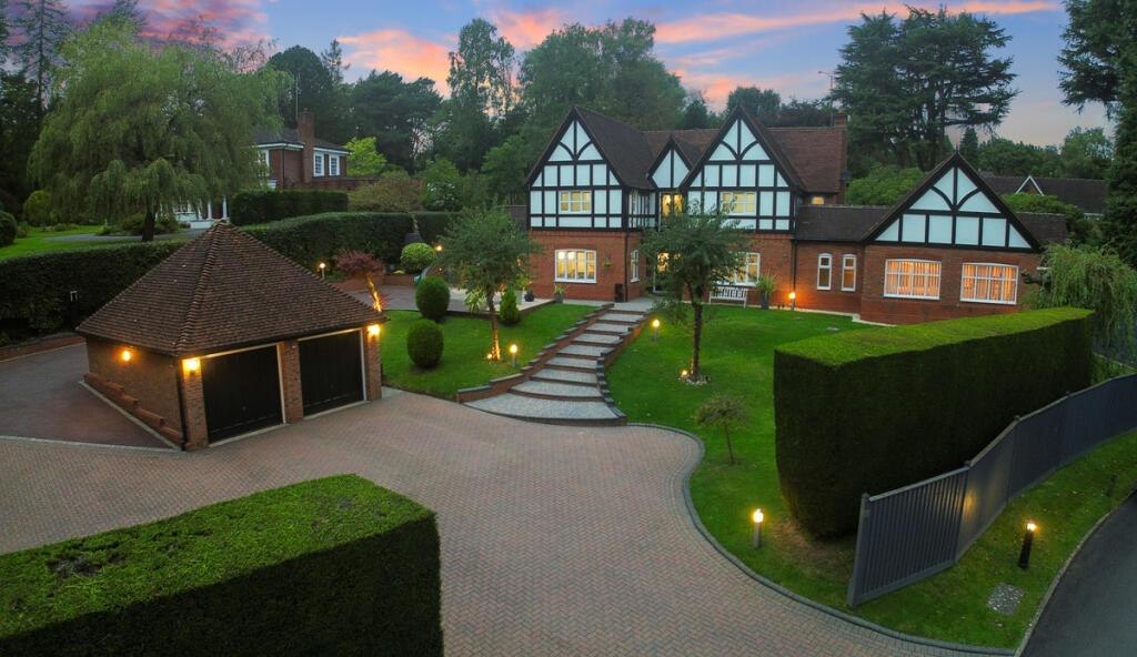 Additional image 2 of Brookwood Drive, Barnt Green, Birmingham B45 8GG