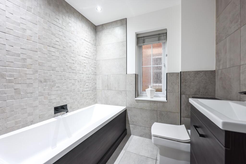 Additional image 29 of Oaks Drive, Sutton Coldfield, West Midlands, B75