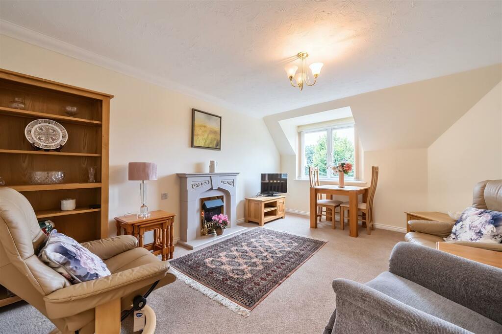 Additional image 3 of Tudor Lodge, Solihull