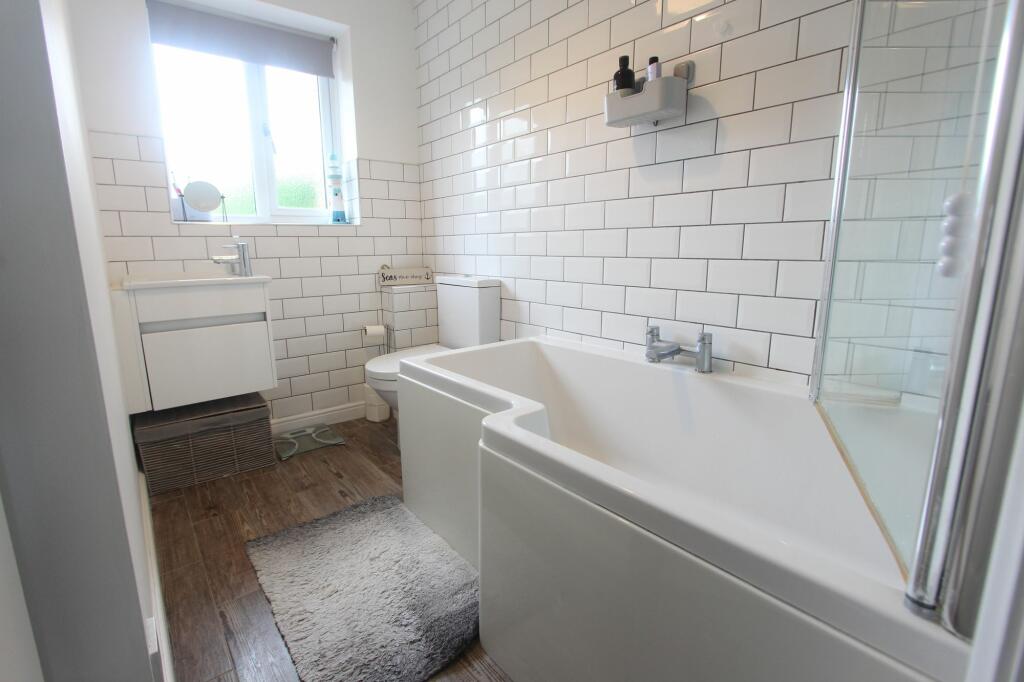Additional image 7 of Warwick Road, Chadwick End, B93