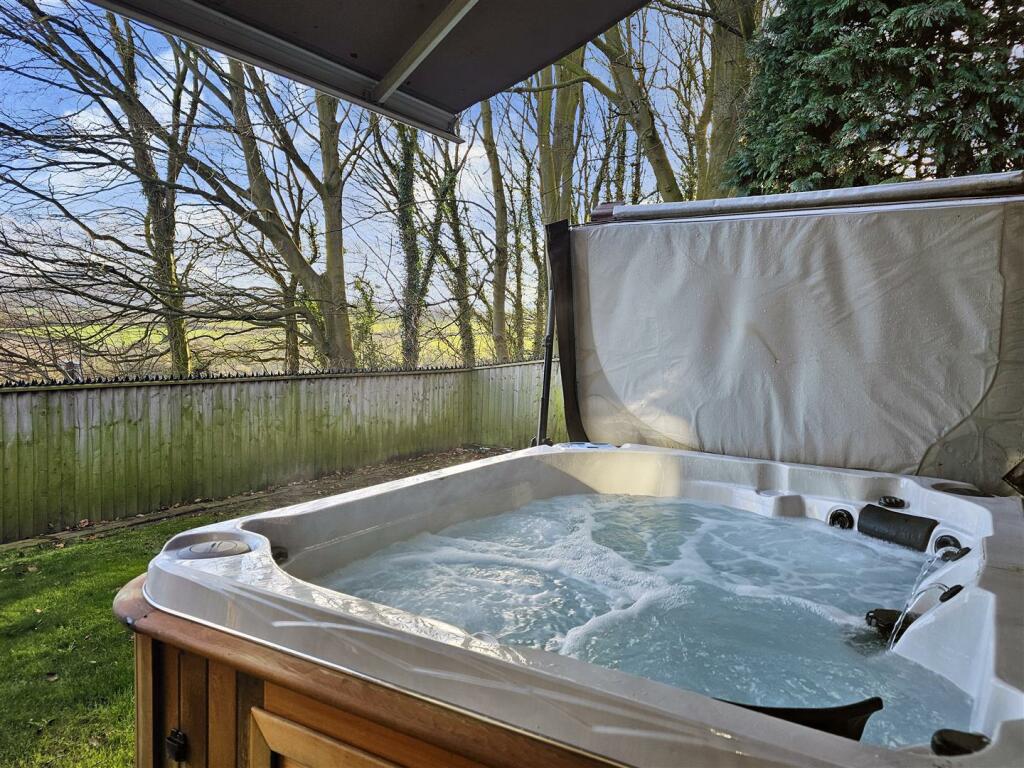 Additional image 25 of Willetts Drive, Halesowen, West Midlands