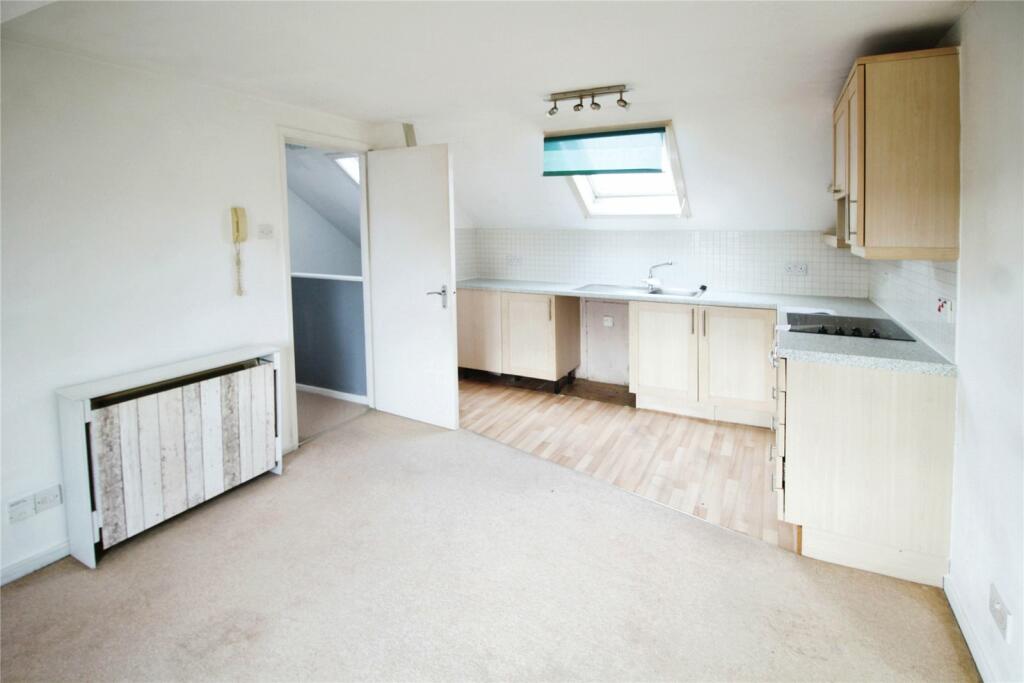 Additional image 9 of Evesham Road, Astwood Bank, Redditch, Worcestershire, B96