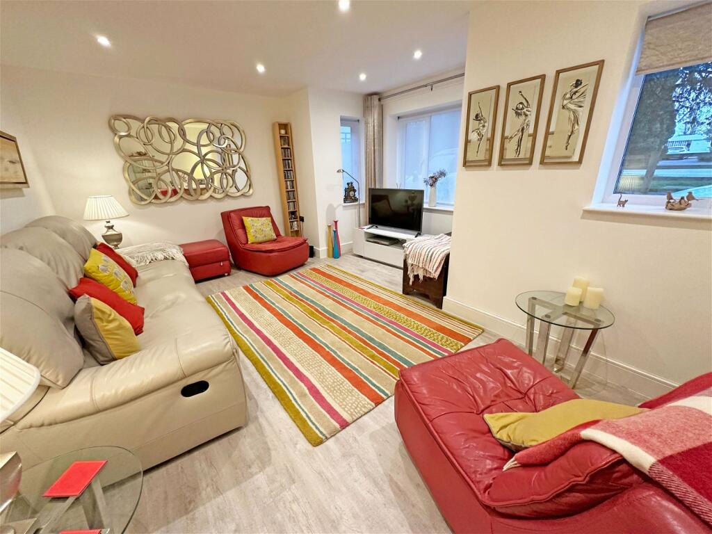 Additional image 7 of Chapel Drive, Wythall, B47 6JP