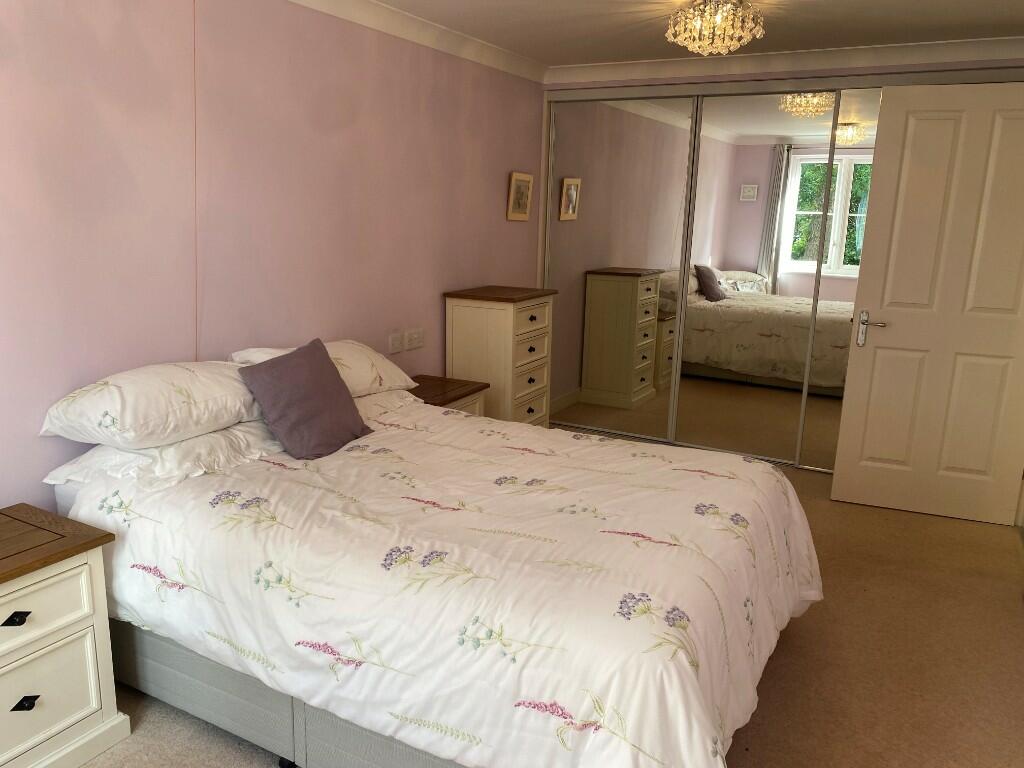 Additional image 7 of 14 Grange Court, 298 Warwick Road, Solihull, West Midlands, B92 7GL