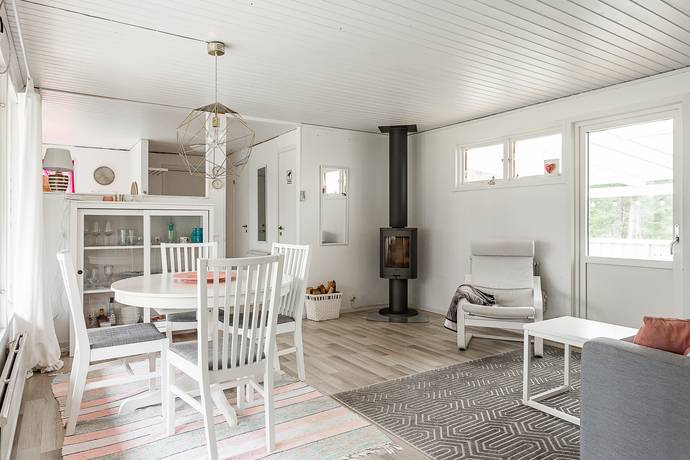 Additional image 2 of Häggbärsstigen 1, Järlåsa, Uppsala kommun