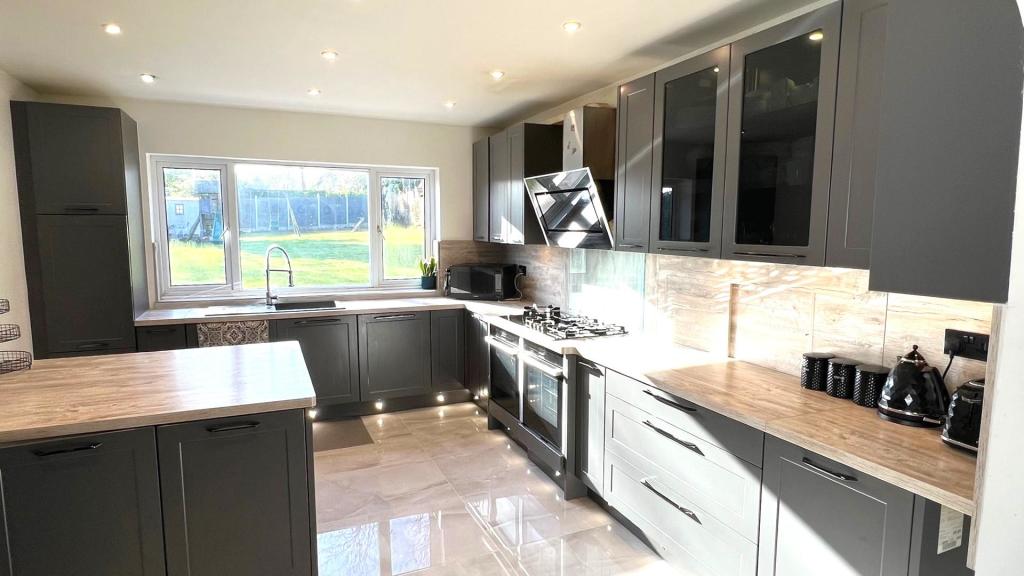 Additional image 6 of Pilkington Avenue, Sutton Coldfield