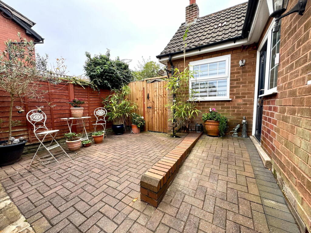 Additional image 2 of Blackford Road, Shirley