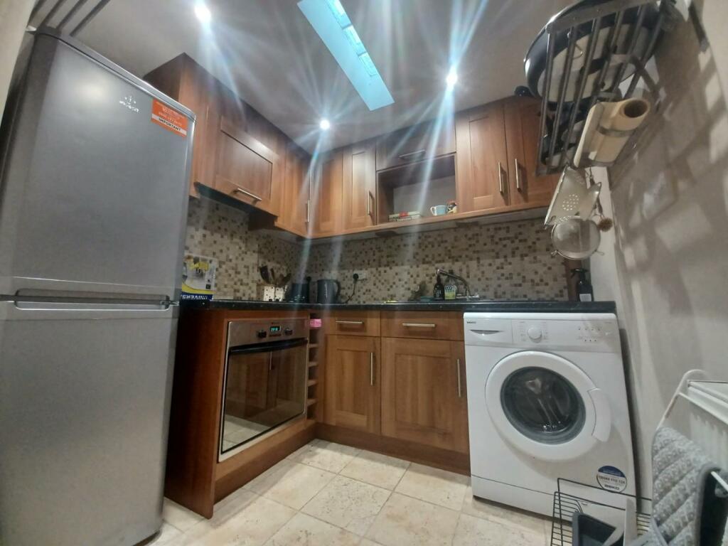 Additional image 3 of High Street, Weston