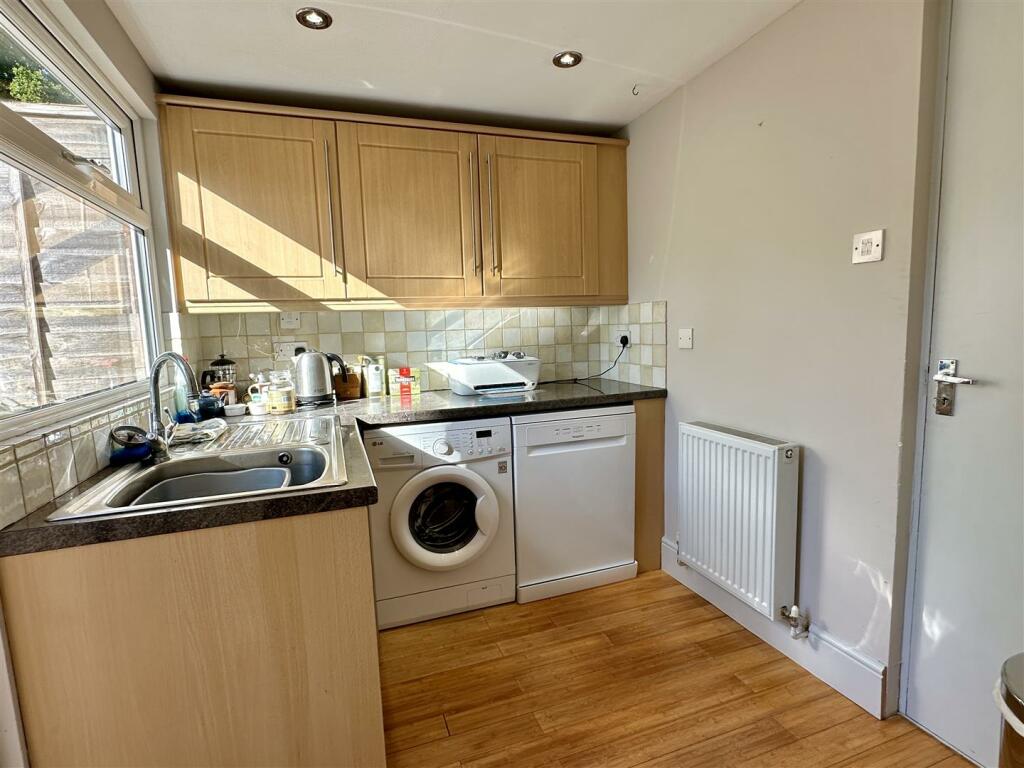 Additional image 14 of Foredrift Close, Southcrest, Redditch