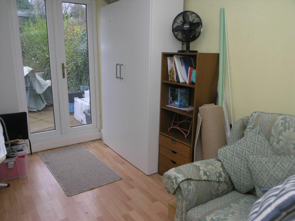 Additional image 8 of HALESOWEN, Garland Crescent