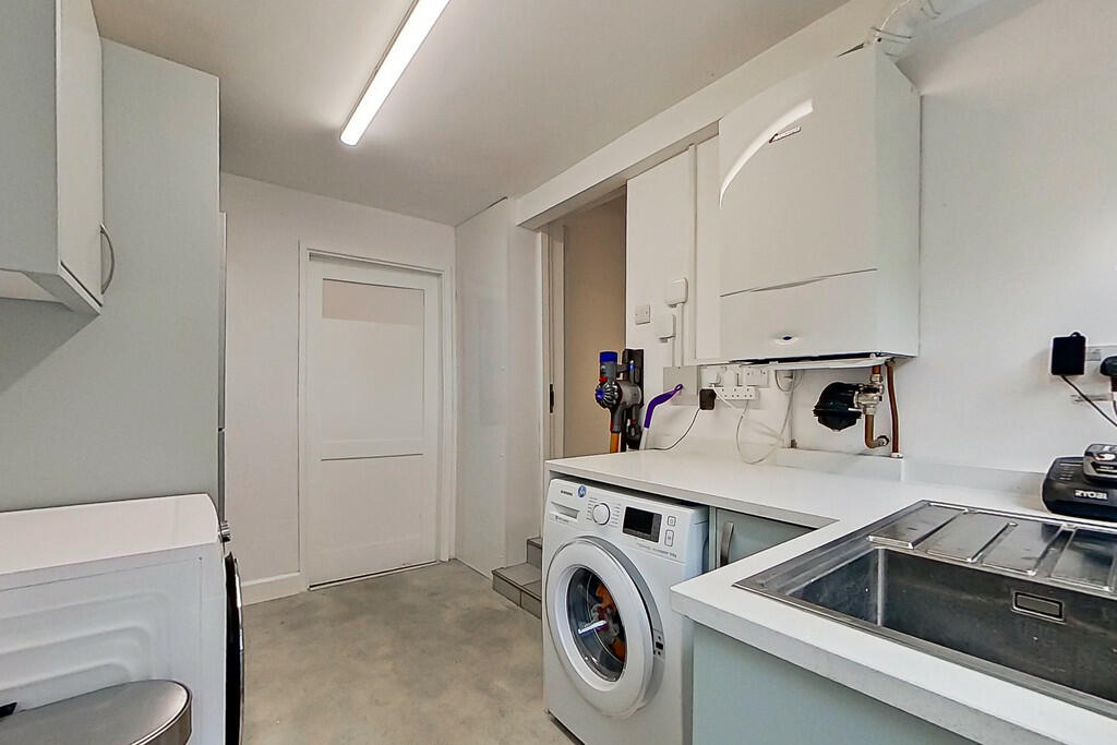 Additional image 20 of Antrobus Road, Boldmere