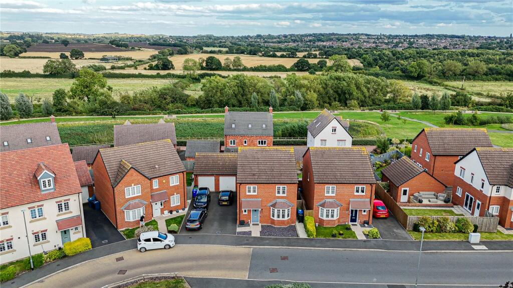 Additional image 36 of Meadow Way, Tamworth, Staffordshire, B79