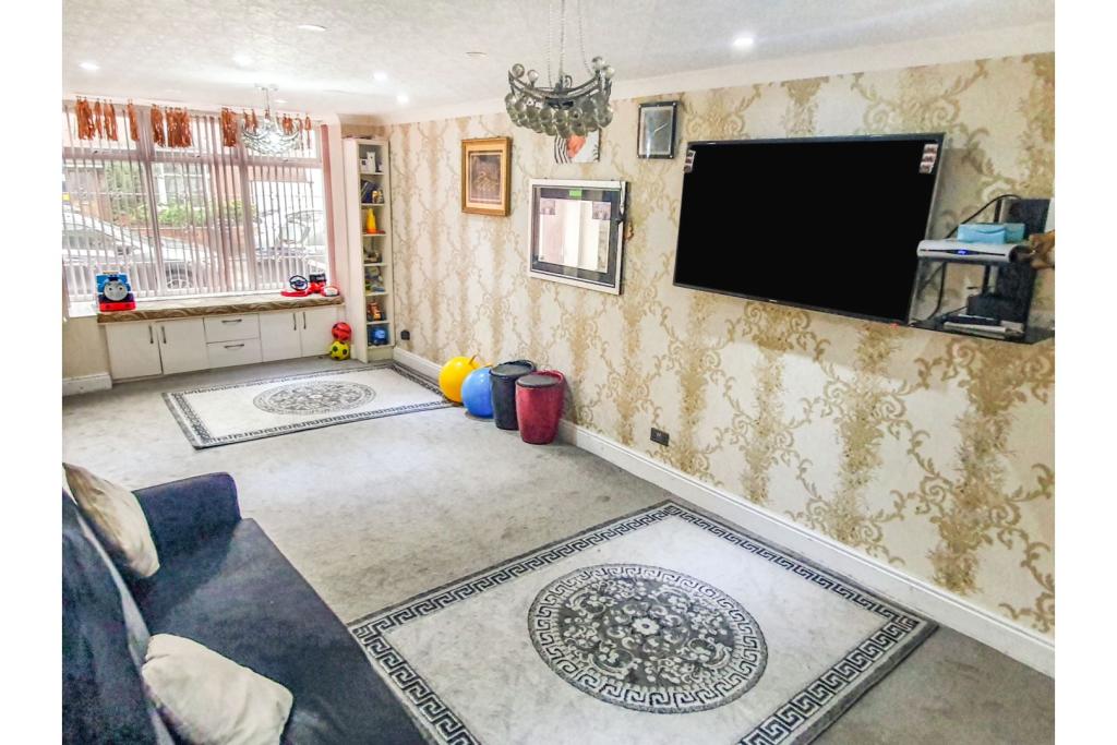 Additional image 5 of Sladefield Road, Birmingham, B8