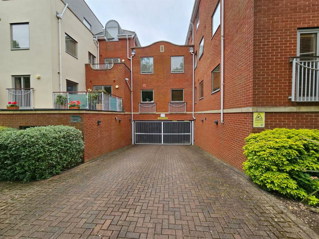 Additional image 20 of Whitefriars, School Lane, Solihull