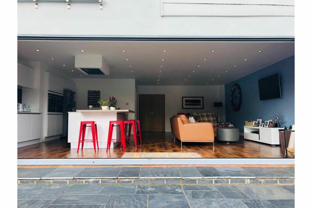 Additional image 38 of Widney Manor Road, Solihull, B91