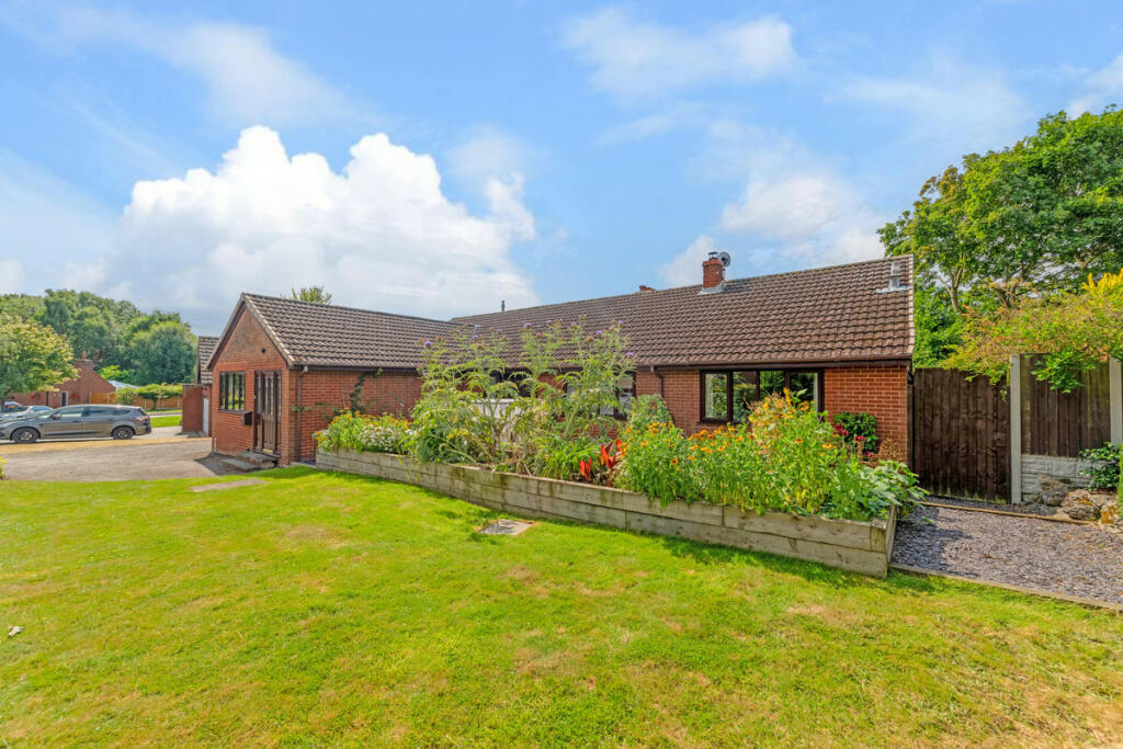 Additional image 42 of Chandlers Drive, Tamworth, B77