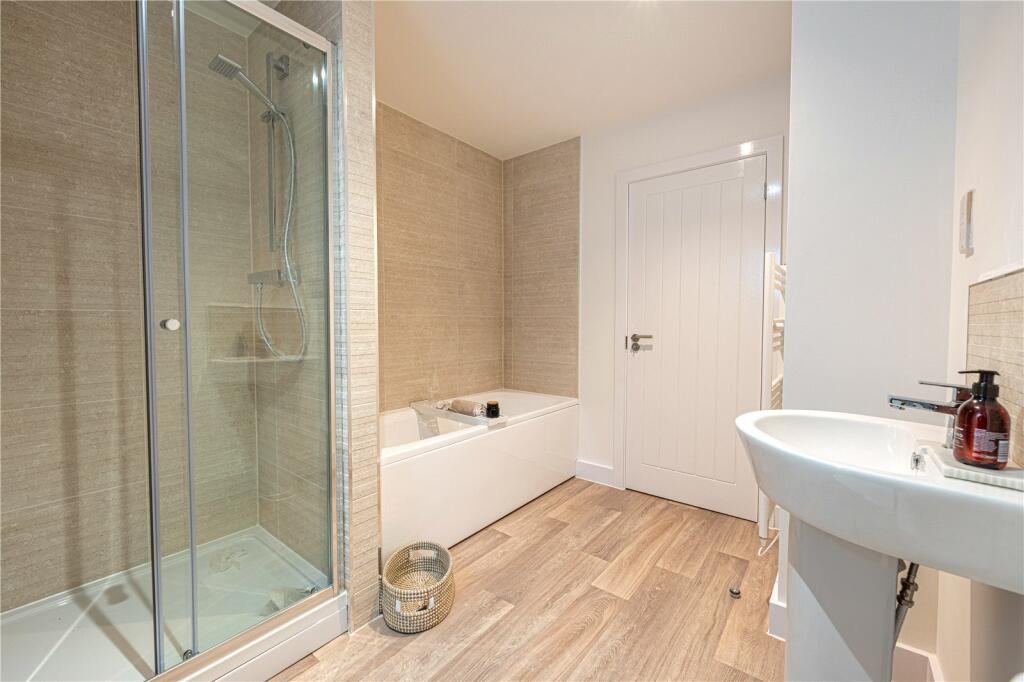 Additional image 37 of Egan Close, Dordon, Tamworth, B78