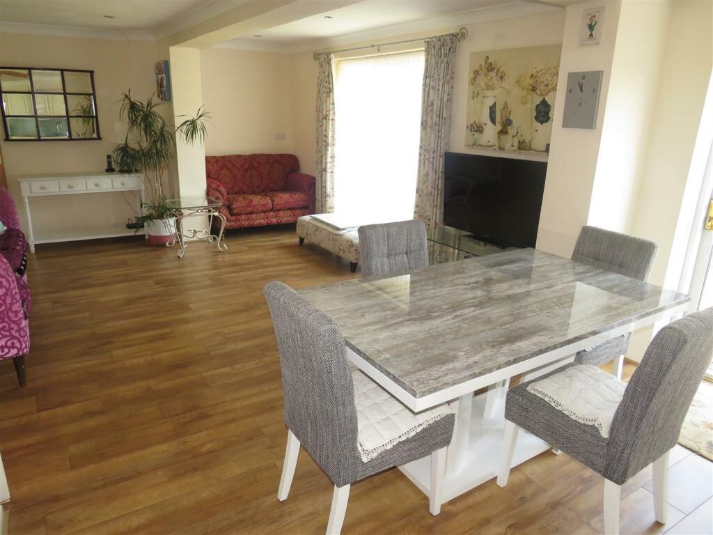 Additional image 8 of Park Hall Crescent, Castle Bromwich, Birmingham
