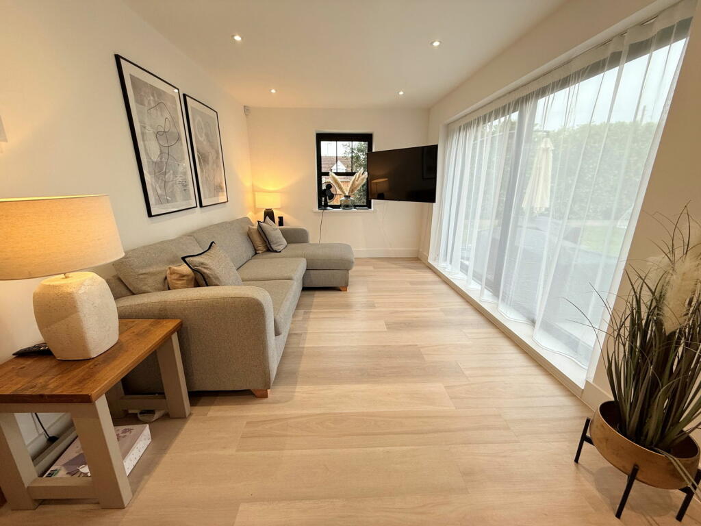 Additional image 13 of Shutt Lane, Earlswood