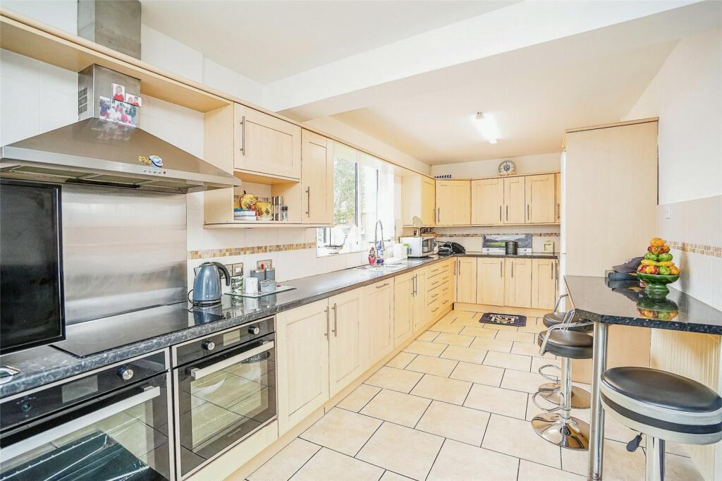 Additional image 5 of Rydding Square, West Bromwich, West Midlands, B71