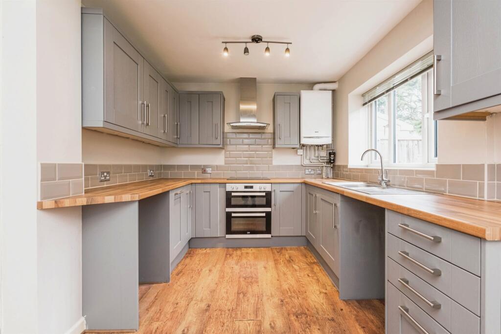 Additional image 4 of Newstead, Tamworth