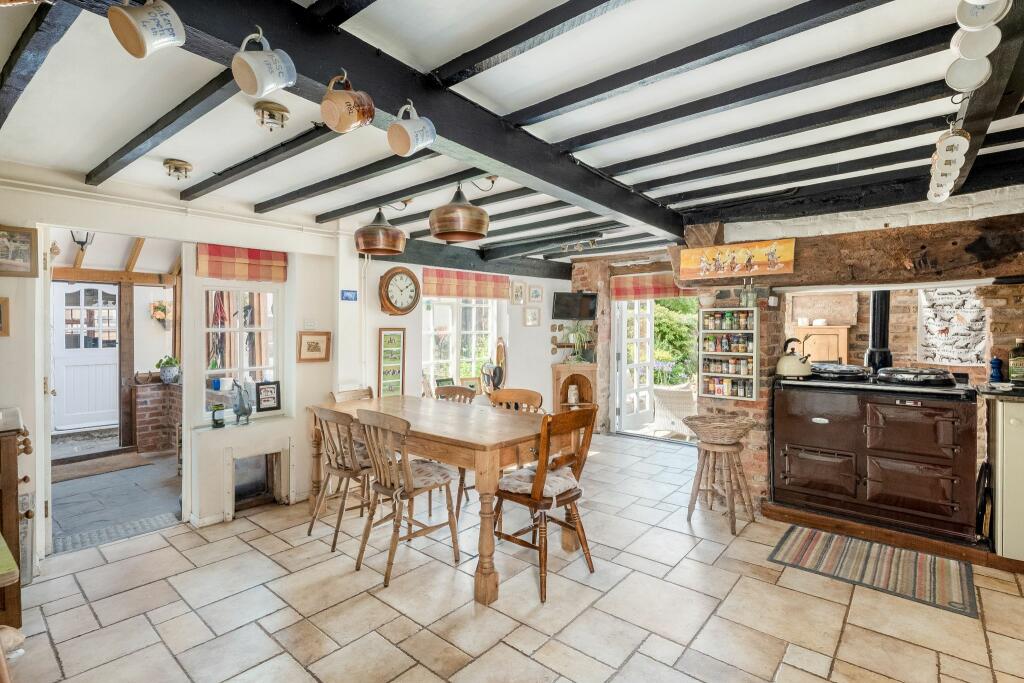 Additional image 5 of Greyhound House, Henley Street, Alcester, B49