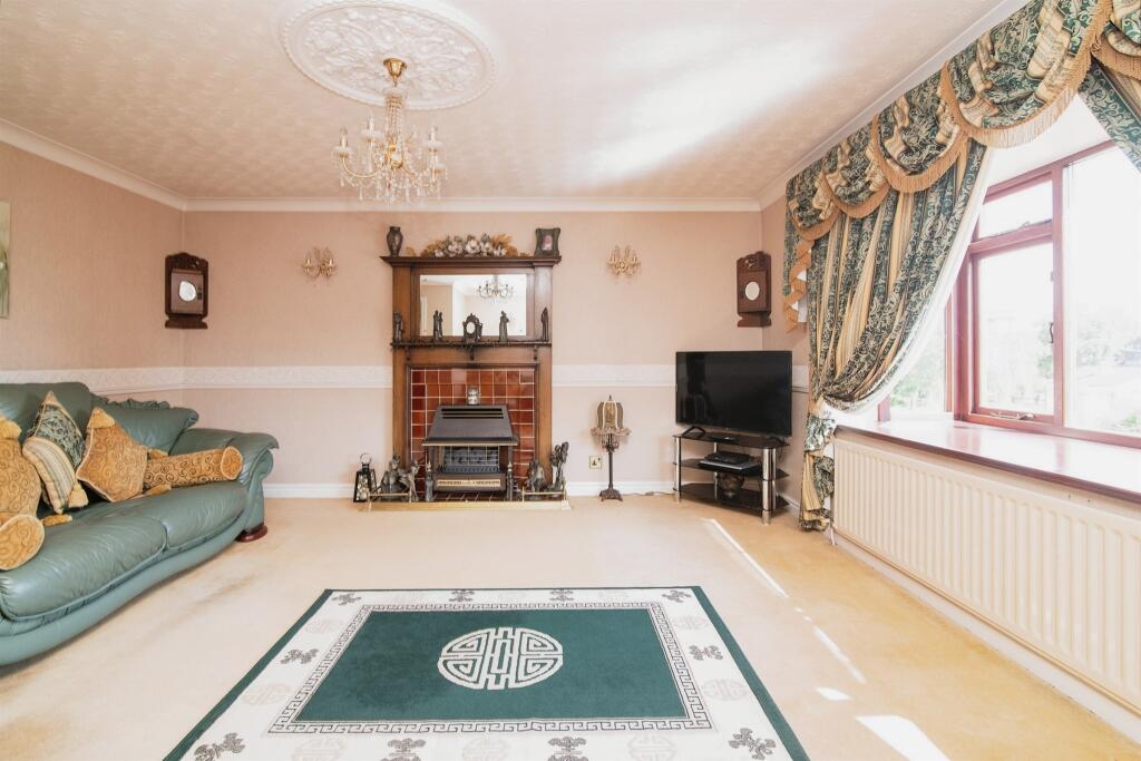 Additional image 7 of Wyndmill Crescent, WEST BROMWICH