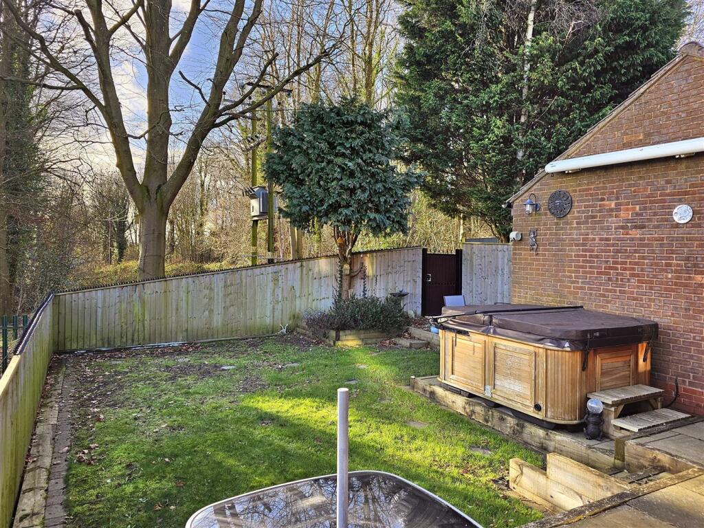 Additional image 23 of Willetts Drive, Halesowen, West Midlands