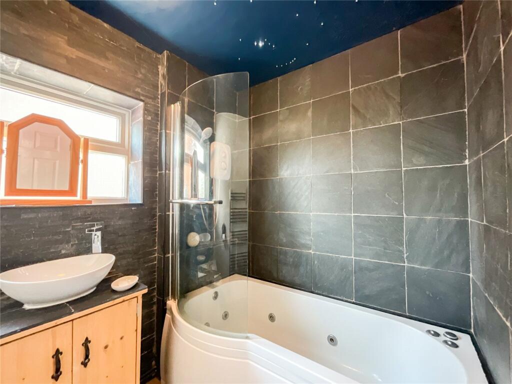 Additional image 17 of Curlew Close, Warton, Tamworth, Warwickshire, B79