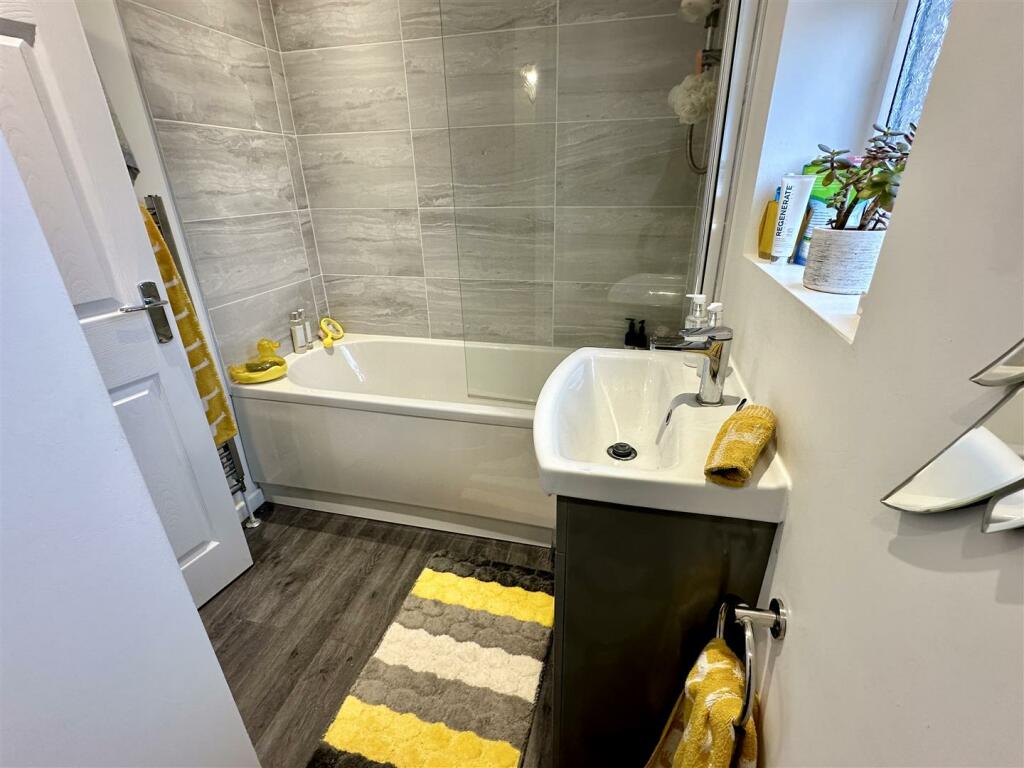 Additional image 20 of Hertford Road, Alcester