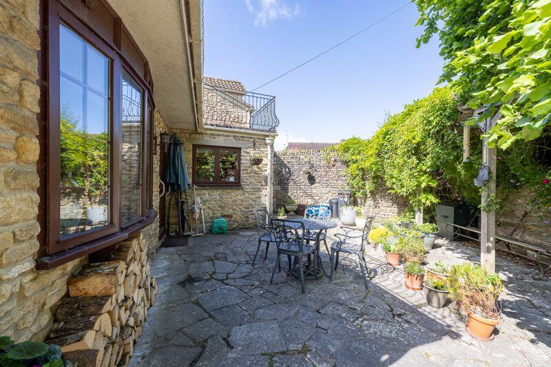 Additional image 18 of Detached period 4 bedroom house in central Bruton