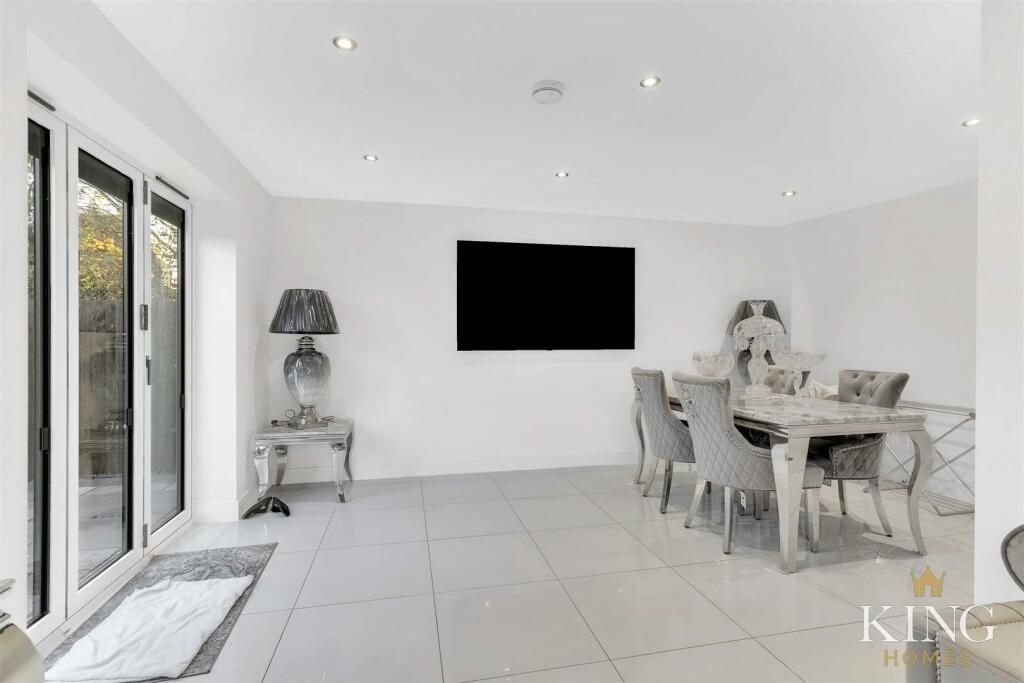 Additional image 7 of Archer Close, Studley