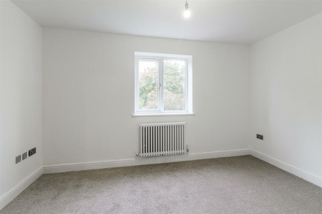 Additional image 11 of Austrey Lane, Newton Regis, B79