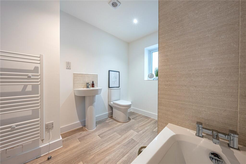 Additional image 36 of Egan Close, Dordon, Tamworth, B78