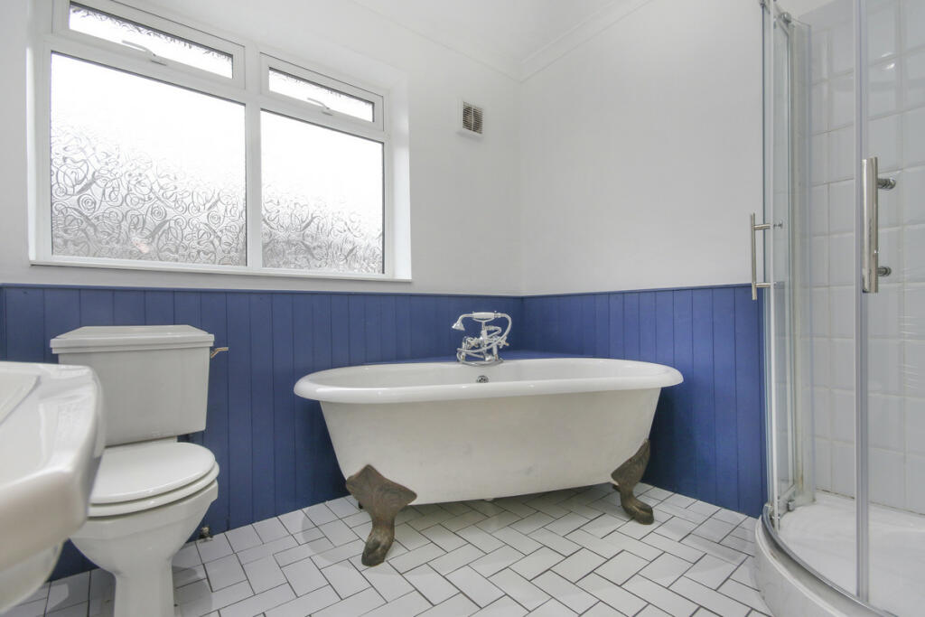 Additional image 2 of Egerton Road, Streetly, B74