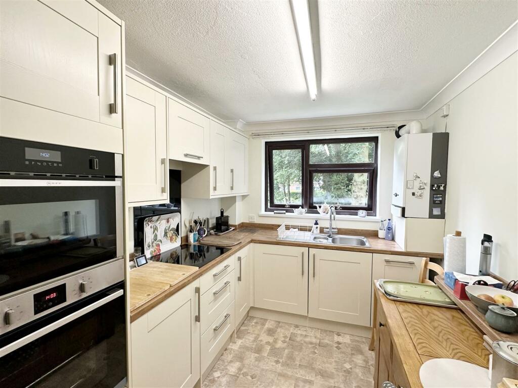 Additional image 5 of Vesey Close, Four Oaks, Sutton Coldfield