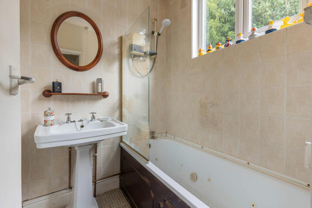 Additional image 12 of Groveley Lane, Cofton Hackett, B45 8UA