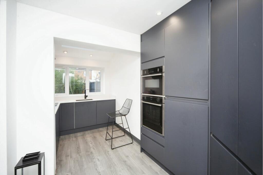 Additional image 7 of Cheswick Close, Redditch, B98